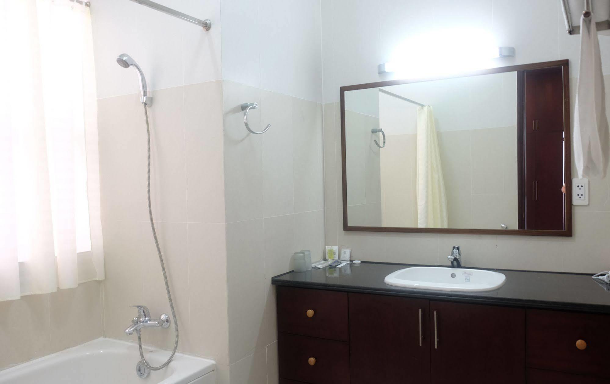 Poonsa Serviced Aparthotel 3*