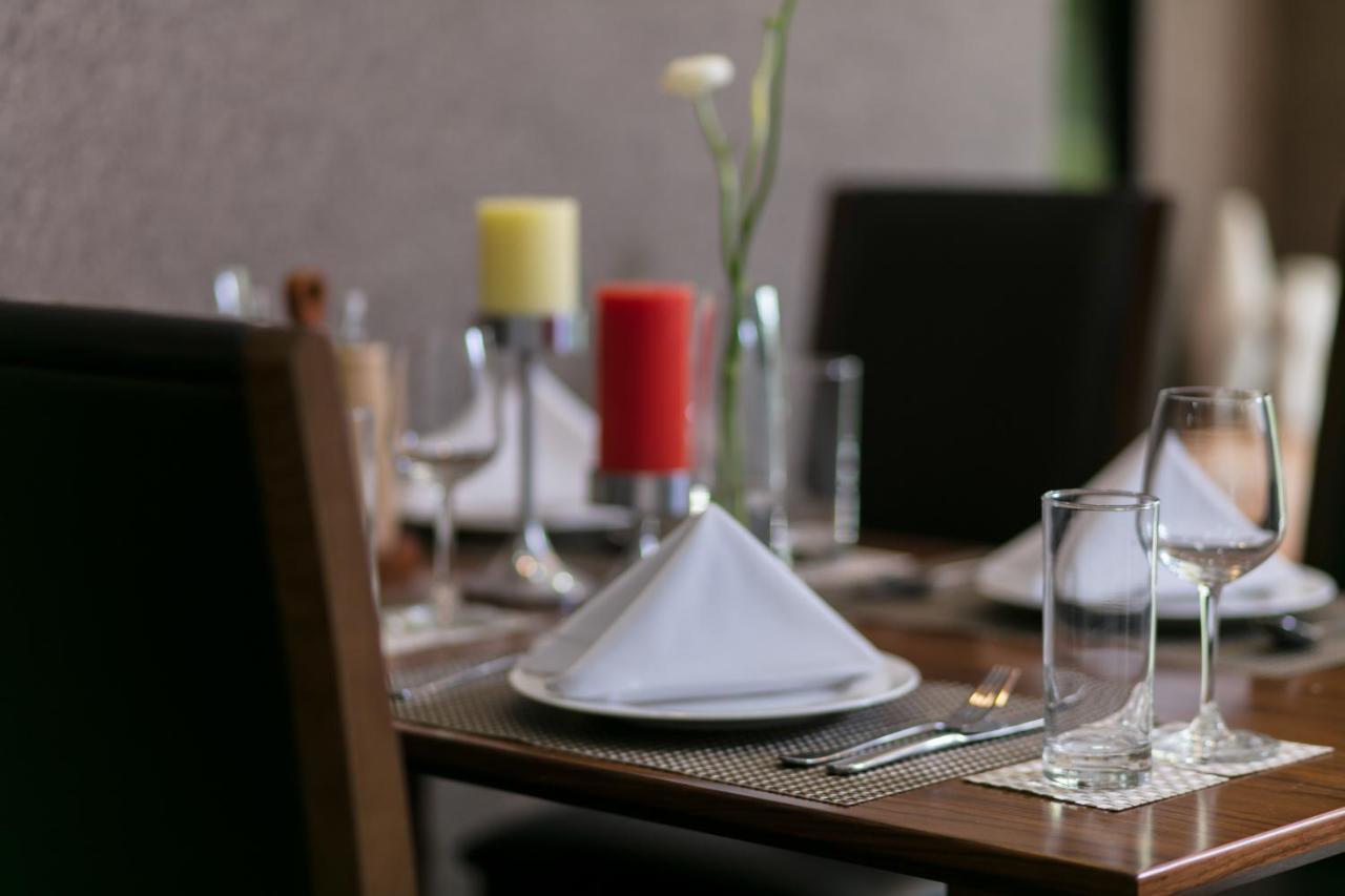 Aparthotel Poonsa Serviced 3*